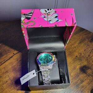 Ed Hardy women Chonograph watch with Crystal pave dial/band Skull Box